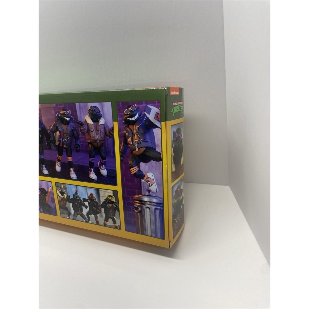 NECA TMNT Punk Disguise Turtles Haulathon 2024 Exclusive Action Figure 4-Pack ✅ - Picture 10 of 16